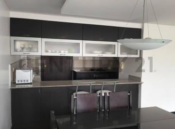 Departamento · 143m² · 4 Habitaciones · 2 Estacionamientos · Departamento Amoblado en Renta