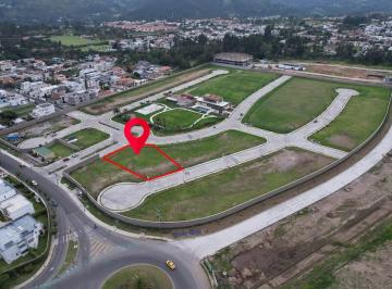 Terreno / Lote , Quito · Vendo Lote Unifamiliar en Cumbaya - Urbanización Santa Mónica