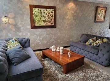 Casa de 3 habitaciones, Quito · Casa de Lujo en Ventacumbaya San Juan (Cerca Al Colegio Alemán)