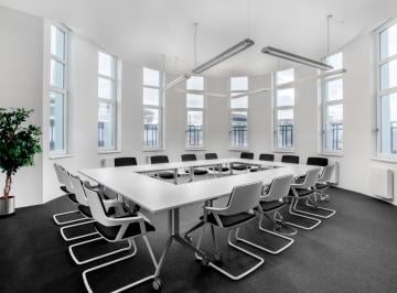 Oficina comercial · 20m² · Oficina Privada Totalmente Equipada Para Ti y Tu Equipo en Quito, Guayasamín