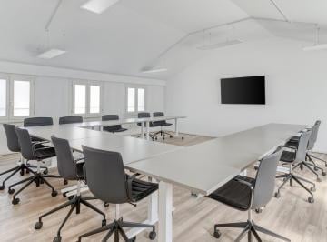 Oficina comercial · 45m² · Reserva Oficina Abierta Para Negocios de Todos Los Tamaños en Guayaquil, Plaza Lagos