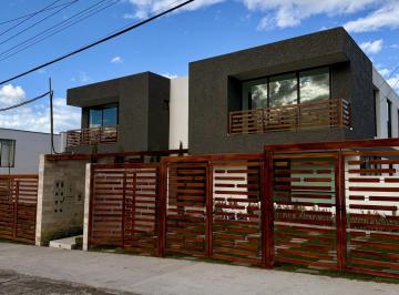 Departamento · 128m² · 3 Habitaciones · 1 Estacionamiento · Venta Departamento 120 m² de 3 Hab. Cumbayá