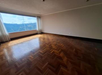 Departamento de 4 habitaciones, Quito · Se Vende Lindo Departamento con Vista Espectacular – González Suárez