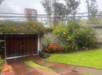 Terreno / Lote , Quito · Vendo Terreno en La Calle Boussingault Muy Cerca de La G Suárez 700 m, Construcción 629 m