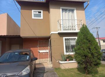 Casa · 87m² · 3 Habitaciones · 2 Estacionamientos · Casa en Venta Metropolis 1 (Saalv)