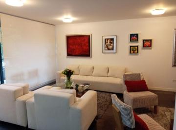 Departamento de 3 habitaciones, Quito · Elegancia y Confort en El Corazón de La González Suárez