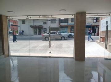 Local comercial · 200m² · 4 Estacionamientos · Local Comercial en Quito