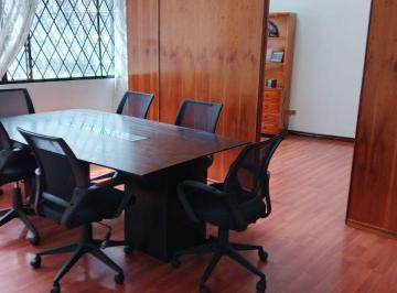 Oficina comercial , Quito · Vendo Acogedora y Luminosa Oficina. Sector Alameda