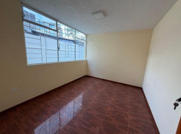 Casa de 9 habitaciones, Quito · Casa Arriendo Para Empresas, Jardín Infantil, Call, Center, Empresa de Seguridad, Estética