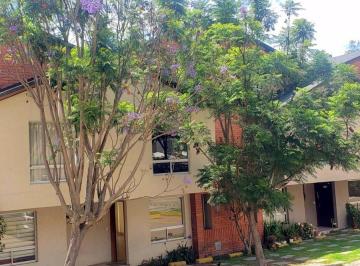 Casa · 141ha · 4 Habitaciones · 2 Estacionamientos · Hermosa Casa en Venta en Pomasqui en Conjunto Privado