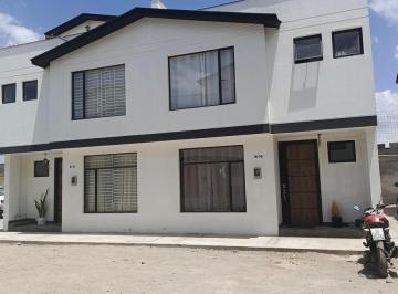 Casa · 105ha · 3 Habitaciones · 1 Estacionamiento · Casas en Venta, Proyecto Vip, de 105 m² Aprox. a 5 Minutos C. C. el Portal