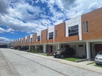 Casa · 113m² · 3 Habitaciones · 2 Estacionamientos · Venta Casa a Estrenar, 2 Plantas, 2 Parq, Sala Estar, Llano Grande
