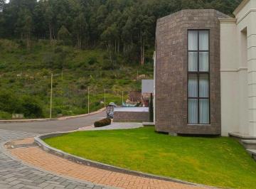Terreno / Lote · 1m² · 3 Estacionamientos · Terreno en Venta en Ficoa en Urbanización Privada