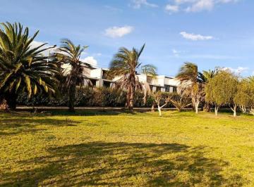 Hacienda-Quinta · 330ha · 100 Estacionamientos · Quinta de Eventos en Venta en Ambato.