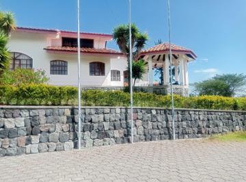Hacienda-Quinta · 1700m² · 16 Habitaciones · 20 Estacionamientos · Se Vende Hostería en Tumbaco, Ideal Para Inversionistas.1700