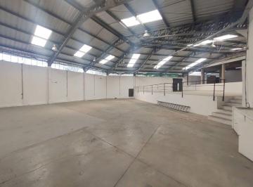 Bodega-Galpón , Quito · Rento Amplia Bodega Industrial / Logisticas Operaciones 775 m²