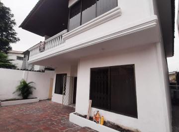 Casa de 3 habitaciones, Guayaquil · Alquiler de Casa en Urbanización Entrerios/samborondon
