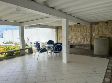 Casa · 704m² · 4 Habitaciones · 7 Estacionamientos · Venta de Casa Amoblada Frente Al Mar - 4 Hab. Area Bbq - en Punta Carnero. m. H.