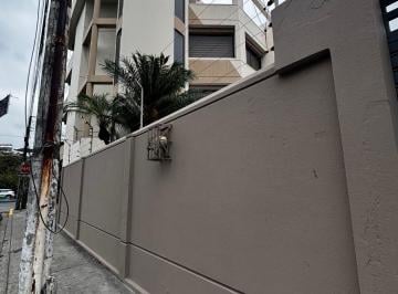 Edificio-Hotel-Fabrica Venta 500m² de 10 habitaciones · Venta de Edificio Comercial de Oficinas en Plena Av Principal Raúl Gómez Lince (Con Parqueos)