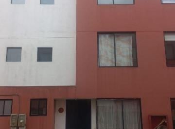 Casa de 3 habitaciones, Quito · Vendo de Oportunidad Casa en Conjunto Cerrado con Guardiania en Calderón