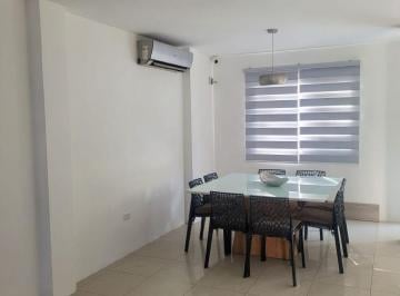 Casa de 3 habitaciones, Guayaquil · Belohorizonte Casa Esquinera en Venta