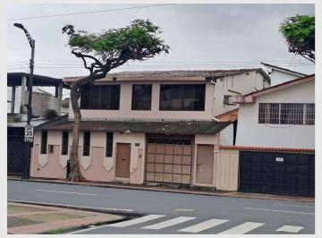 Casa de 4 habitaciones, Guayaquil · Venta de Casa Corredor Comercial C. Diaz