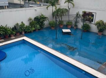 Casa de 4 habitaciones, Guayaquil · Casa en Venta en Los Ceibos Ciudadela Los Olivos con Piscina
