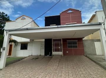 Casa de 3 habitaciones, Manta · Casa de Venta en Manta Zona Sur Urb Ciudad del Sol