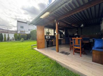 Casa de 5 habitaciones, Quito · Casa en Venta en El Sector Río Coca
