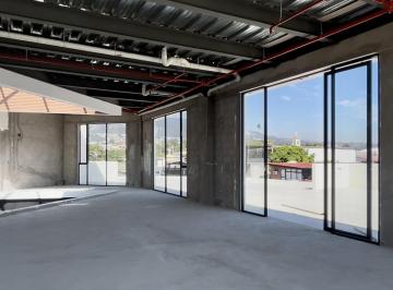 Oficina comercial · 189m² · Local / Oficina de Arriendo en Cumbaya Dentro de Plaza Comercial
