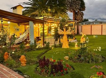 Hacienda-Quinta · 426m² · Linda Quinta en Venta - Tumbaco Sector Buena Esperanza