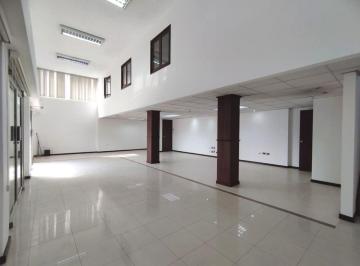 Local comercial , Quito · Local Comercial de 148 m² en Alquiler. Av La Prensa, El Labrador