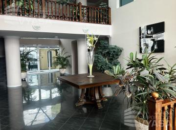 Departamento · 340m² · 4 Habitaciones · 3 Estacionamientos · Cumbayá - Vista Grande, Departamento Duplex de 340 m² en Venta