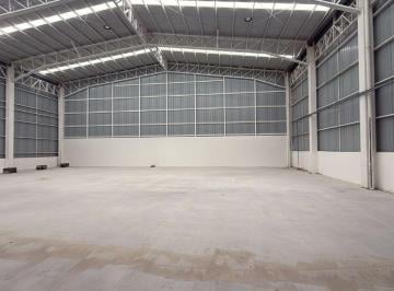 Bodega-Galpón , Quito · Rento Excelente Bodega Multipropósito Cerca Al Aeropuerto de 1.648 m², con Patio y Andenes de Carga.