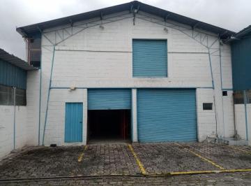 Bodega-Galpón , Quito · Rento Excelente Bodega de 1.100 m² en Planta Baja y Mezzanine en Complejo Cerrado Cerca Ponceano