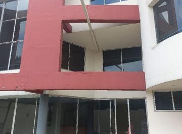 Casa de 4 habitaciones, Guayaquil · Casa de Alquiler en La Urbanización Olimpo