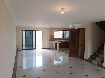 Casa de 4 habitaciones, Riobamba · Hermosa Casa en El Norte de La Ciudad de Riobamba con Ubicacion Privilegiada