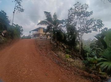Terreno / Lote , Puerto Quito · Se Vende Hermosa Finca de Una Hectaria en Puerto Quito con Casa de 108 m²