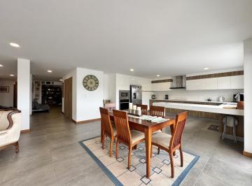 Departamento · 200m² · 3 Habitaciones · 2 Estacionamientos · Departamento de Venta en Tanda