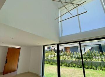 Casa de 3 habitaciones, Quito · Con Generador Moderna Casa con Doble Seguridad Ruta Viva