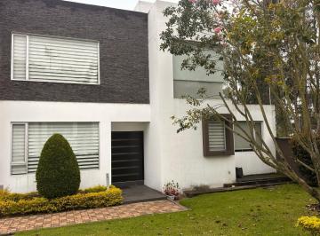 Casa de 4 habitaciones, Quito · Casa en Venta o Renta en Residencial Miravalle de Sol