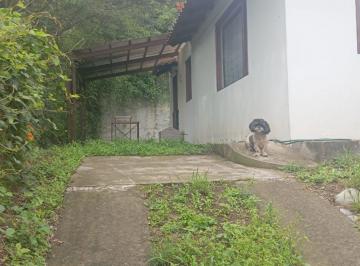 Casa de 2 habitaciones, Quito · Venta Casa Una Planta con Amplio Jardin en Nayon
