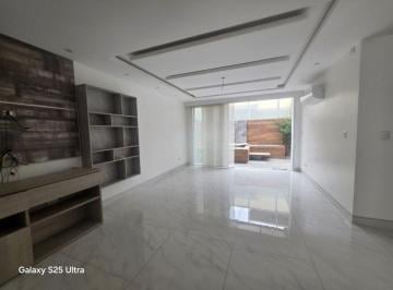 Casa de 3 habitaciones, Guayaquil · Kennedy Norte, Casa de 3 Dorm. con 250 m² en Venta
