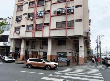 Departamento de 2 habitaciones, Guayaquil · Venta de Departamento Esquinero 5to Piso - A. Maidana