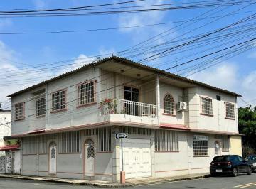 Casa de 7 habitaciones, Guayaquil · Se Vende Casa Esquinera Rentera Barrio del Seguro - V. Landín