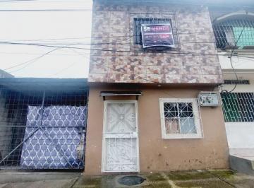 Casa · 120m² · 2 Habitaciones · 1 Estacionamiento · Casa en Venta Ciudadela Pajaro Azul, Norte de Guayaquil Grac