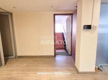 Local comercial · 69m² · 4 Habitaciones · 1 Estacionamiento · Oficina Comercial de Arriendo La Villaflora