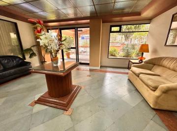 Departamento de 3 habitaciones, Quito · Vendo Departamento 250 m² en Bellavista