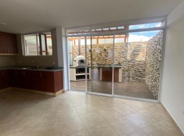 Casa de 3 habitaciones, Quito · Tumbaco 3 Dorm. 175 m²