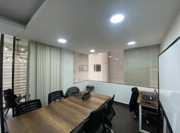 Oficina comercial · 70m² · 1 Estacionamiento · Oficina en La Carolina